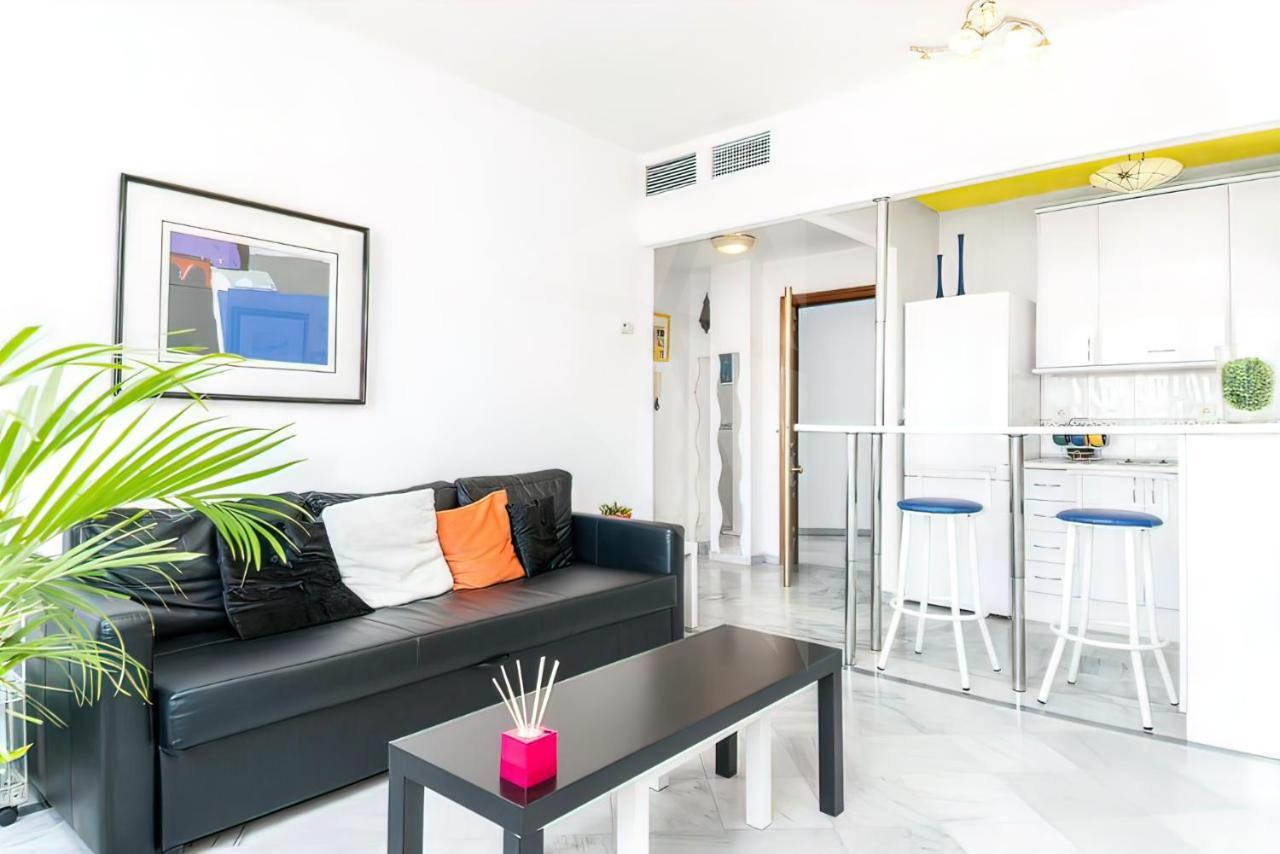 Lovely Suite With River Views And Parking Málaga Esterno foto