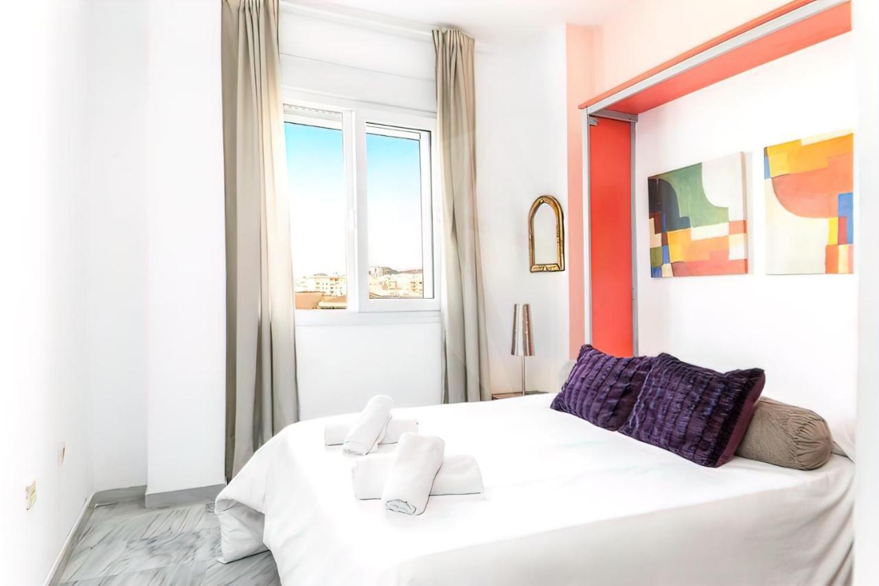Lovely Suite With River Views And Parking Málaga Esterno foto